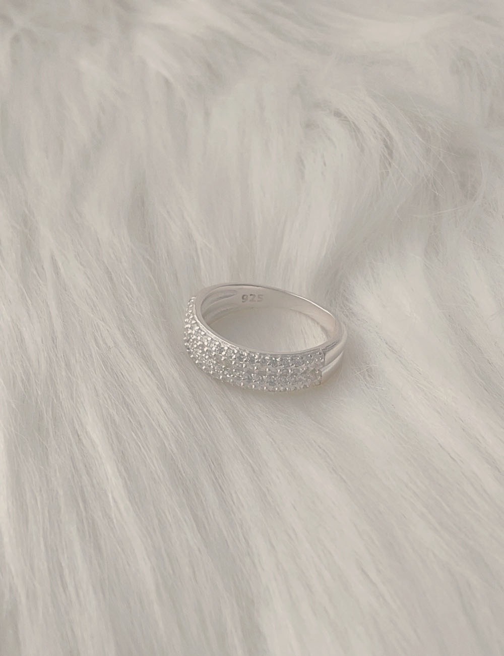 925silver simple white cubic ring